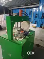 Paper plate making machine
