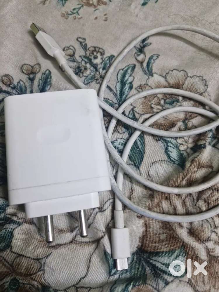 80 W flash charger