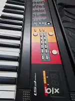 Yamaha Keyboard PSR-F51 with dust cover and carry bag | Good as new