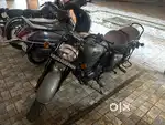 Royal enfield classic 350, 1550 kms only