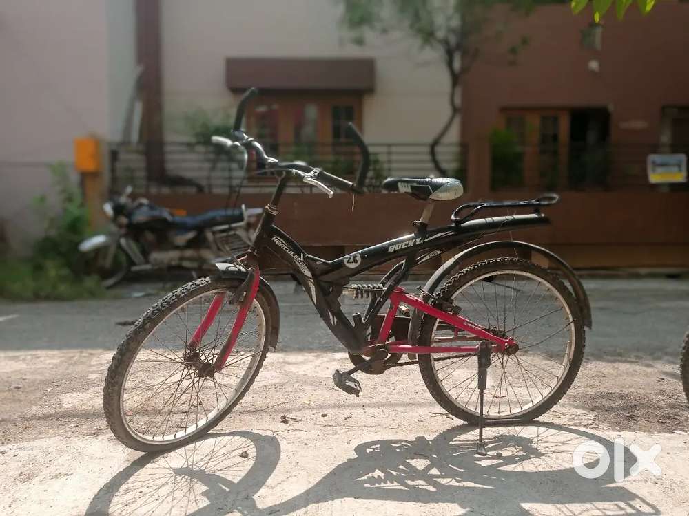 Hercules bicycle with shock up