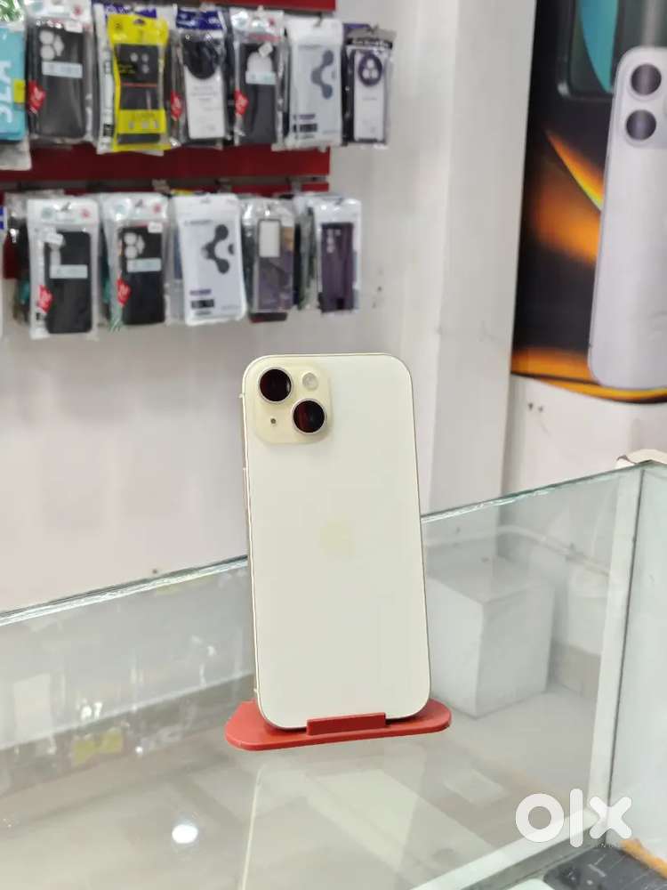 Iphone 15 / 128gb / yellow colour