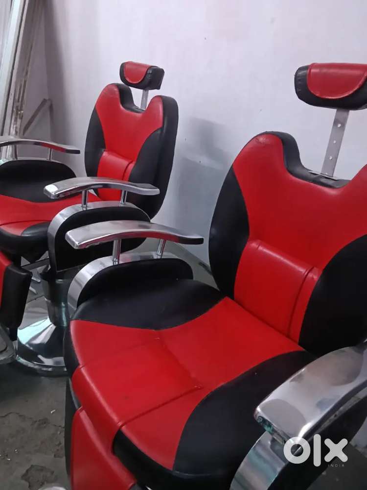 Premium Salon Chair for Sale - Style Meets Comfort!