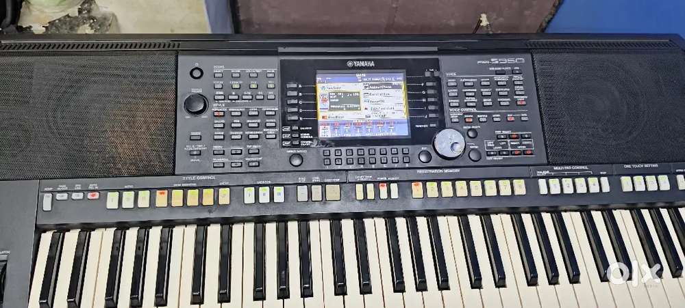 Yamaha S950 for sale with Paded bag