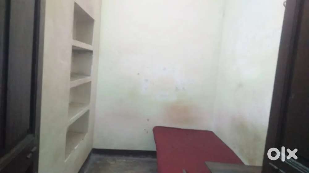 Rooms available in new hyderabad nishatganj