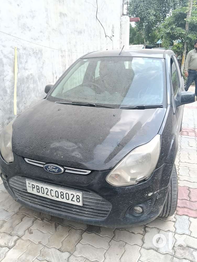 Ford Figo 2012-2015 Diesel Celebration Edition, 2015, Diesel
