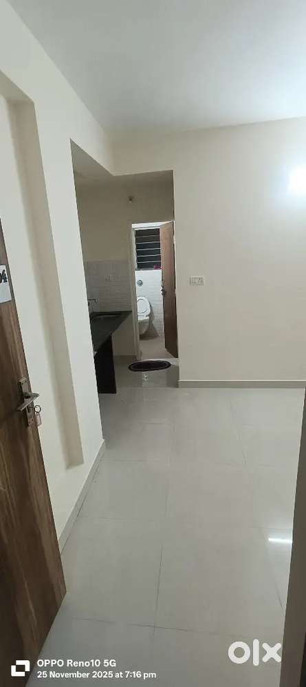 1bhk flat rent 8500/-.