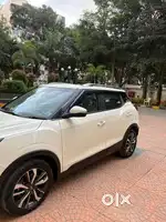 Mahindra XUV300, top end, w8(o), Diesel Well Maintained