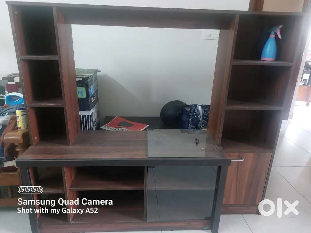 Sell TV Unit