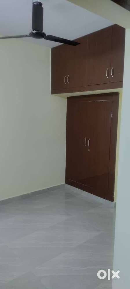READY TO USE SEMI FURNISHED HOUSE IN EXCELLENT LOCATION