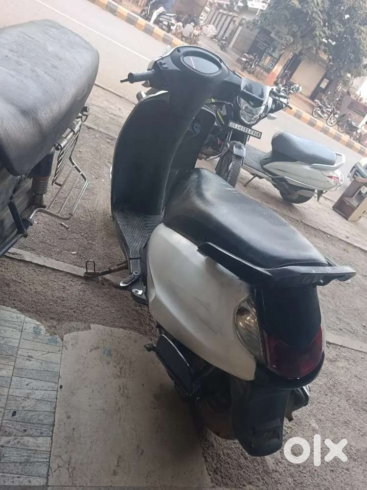 Suzuki accyy