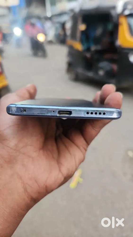 I want sell my vivo v27 phone