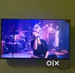 TCL 79.97 cm 32 Bezel-Less S Series Full HD Smart LED Google TVĺ