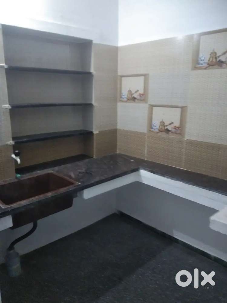 1 bhk home rent available ( line hours )