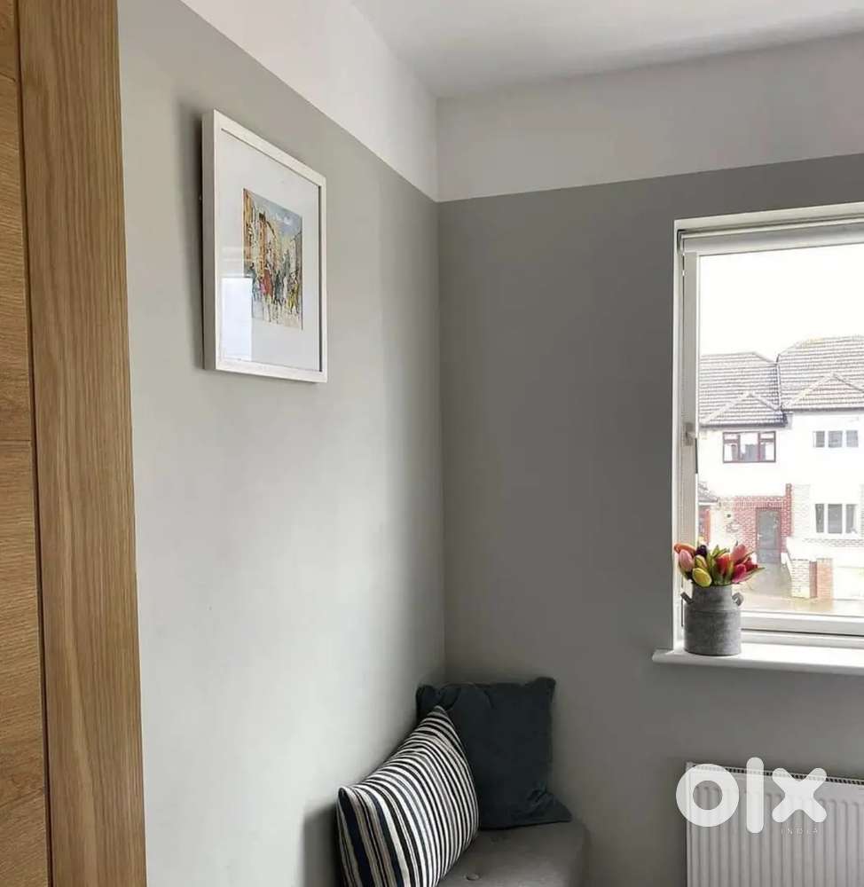 Entire floor  fully furnished  2 bedrooms  kitchen  3 parkings