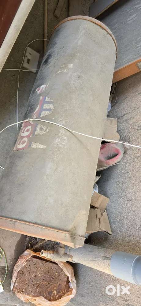 Solar water heater