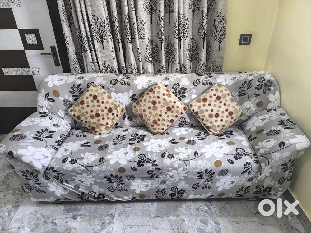 5 Seater sofa set heavy duty in best condition