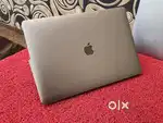 Apple Macbook Pro i7/16/1TB/5.5gb Graphic 15inch Retina Touchbar