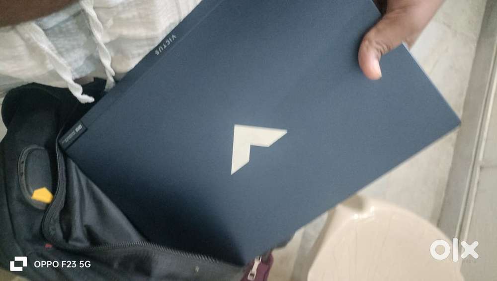 HP Victus.