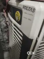 Voltas air cooler with remote
