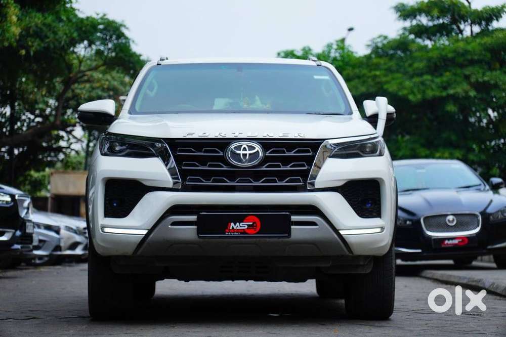 Toyota Fortuner 4X4 MT 2.8 Diesel, 2022, Diesel