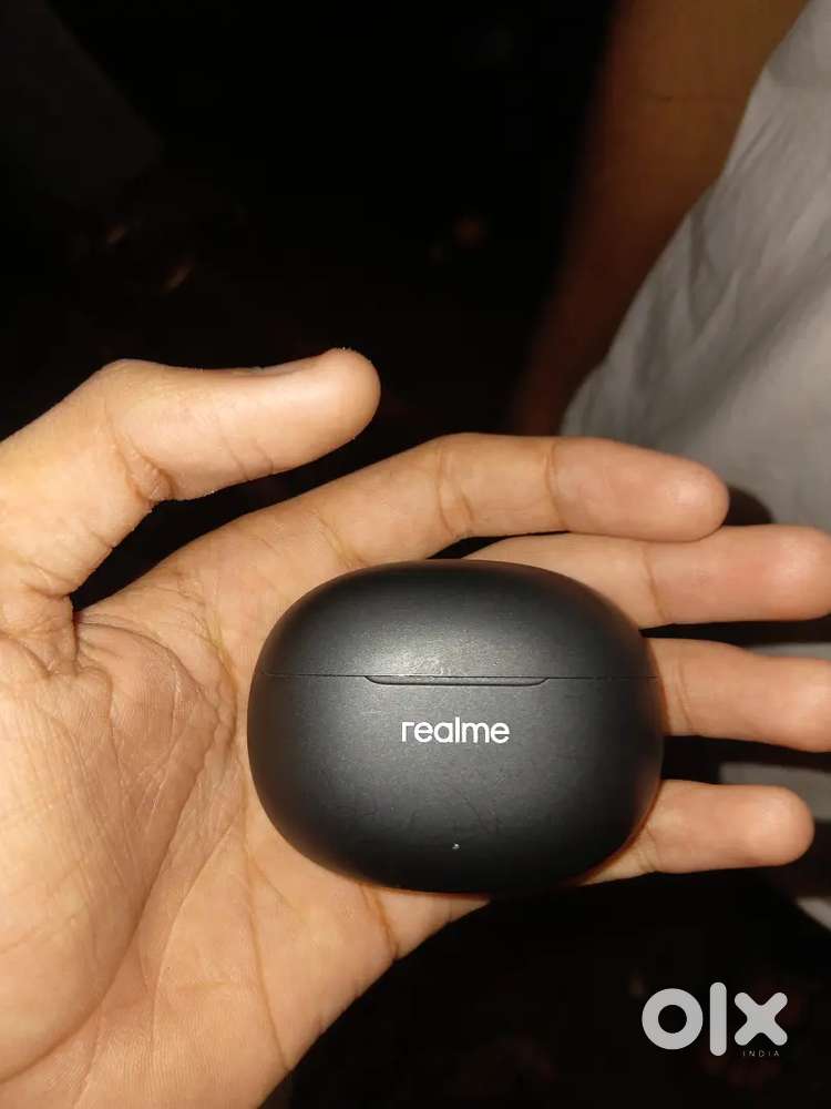 realme t200 earbuds