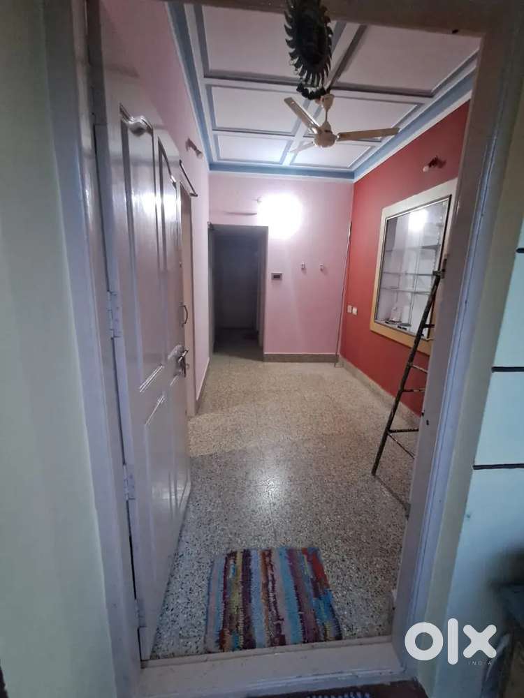 2 bhk house for rent, only for vegitarians