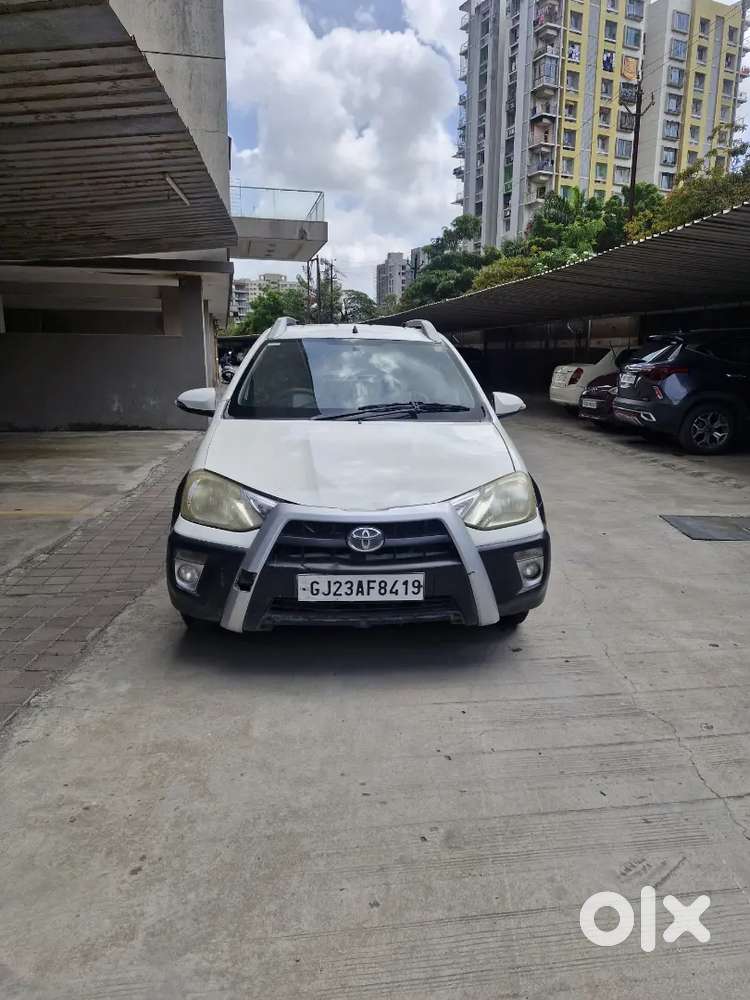 Toyota Etios Cross 2014 Diesel Well Maintained