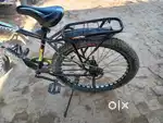 Front pe Sagar Hai Aage Piche disc break Hai मोटा-मोटा chakka hai