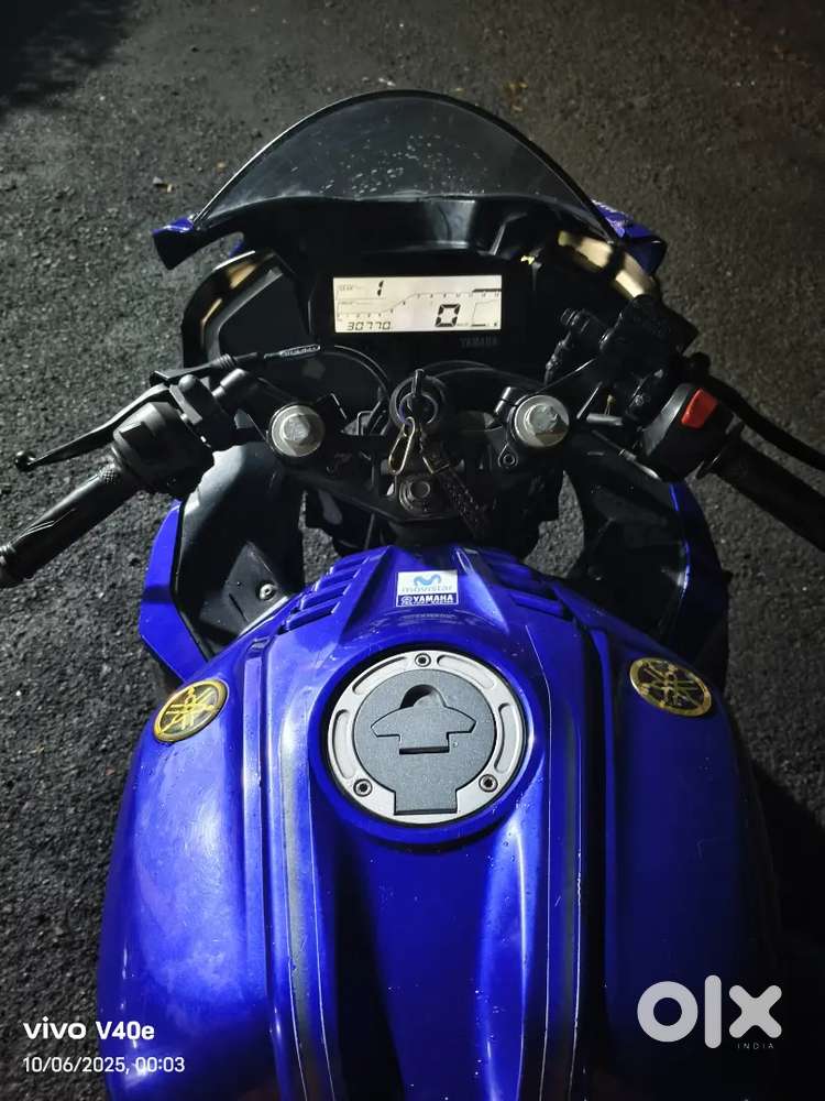 Yamaha R15v3