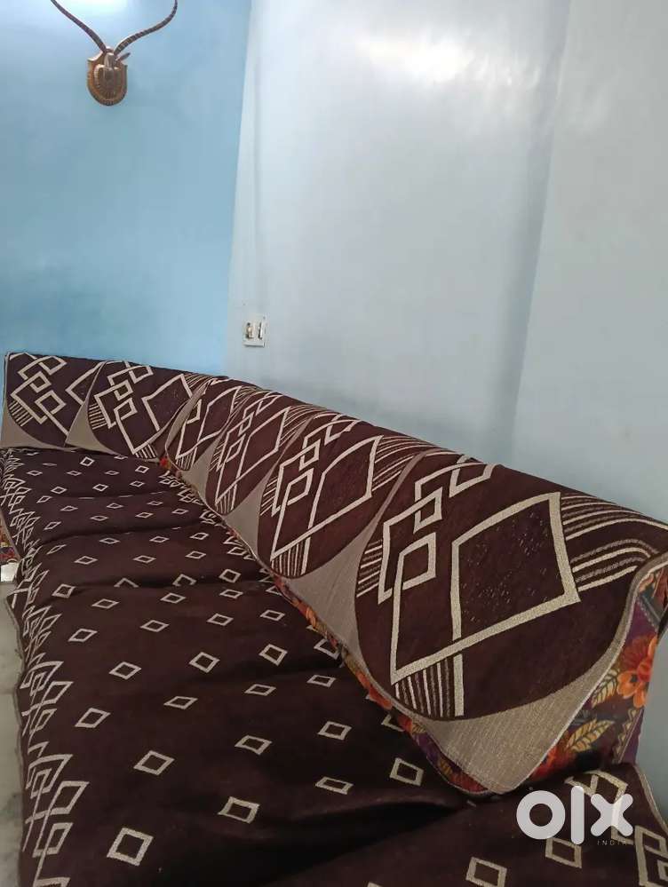 Comfortable Sofa with Premium Brown Covers - Excellent Value!