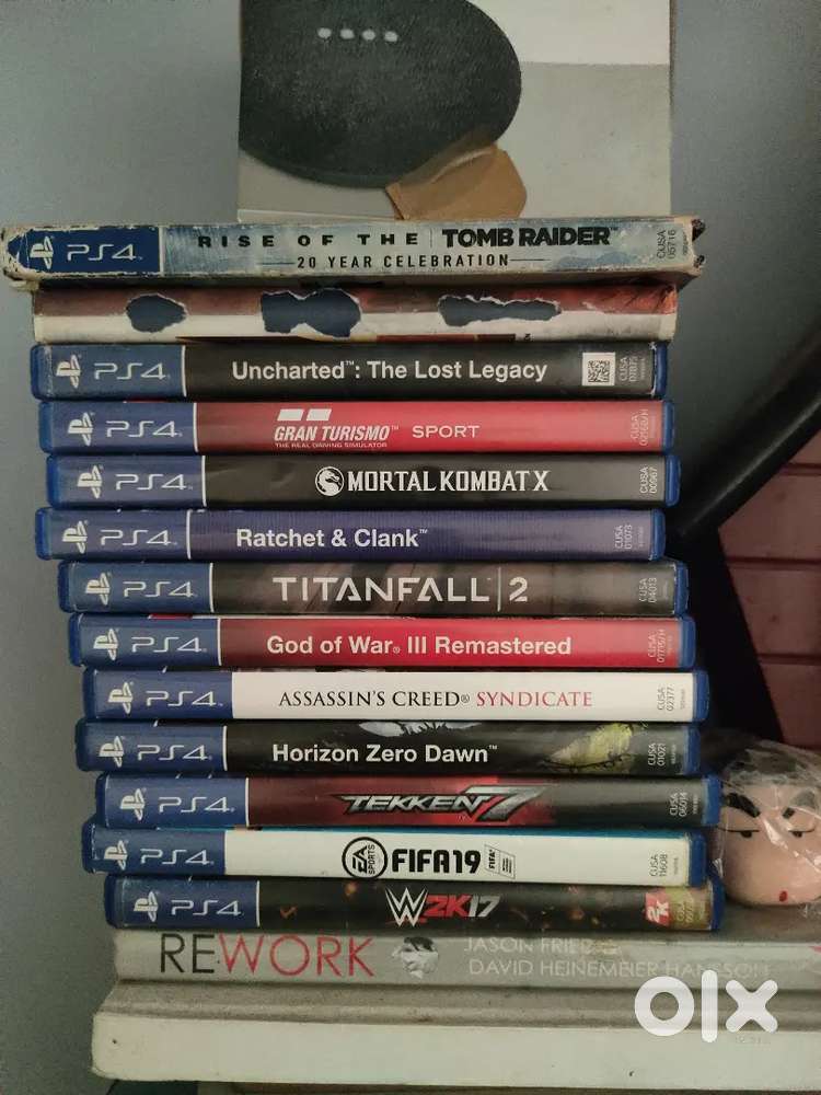 ps4 CD collection of 13 CD