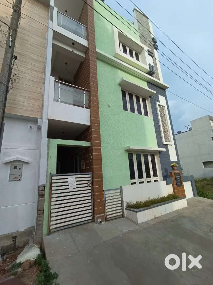 20.30 3BHK DUPELEX HOUSE SALE 8 YEARS OLD WEST NORTH ALL AREAS AVAILA