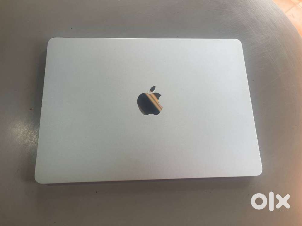 13-INCH MACBOOK AIR: APPLE M4 CHIP