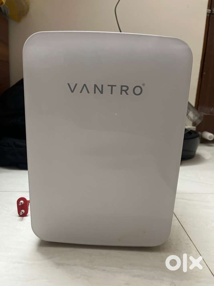 Vantro Mini fridge