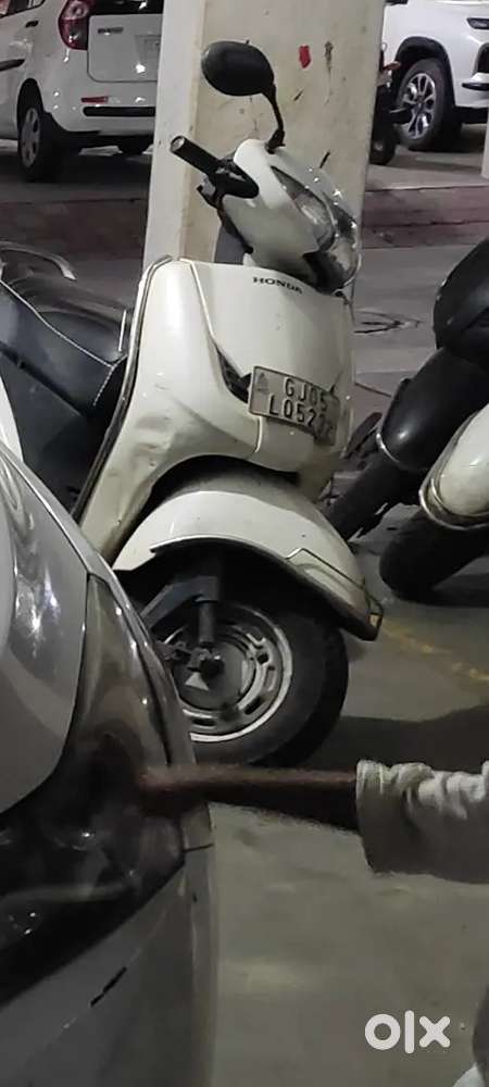 Nice activa wanna sell 2015-2016-2024 3 activa & yamaha fz-s