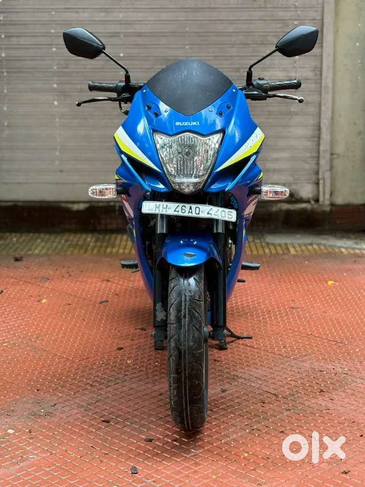Gixxer bike self start bike