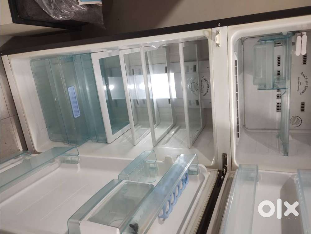 Double door fridge 255 litres