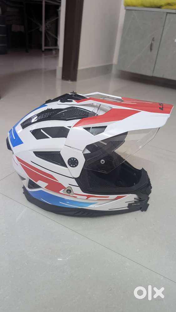 LS2 Pioneer 2 XL  8500rs