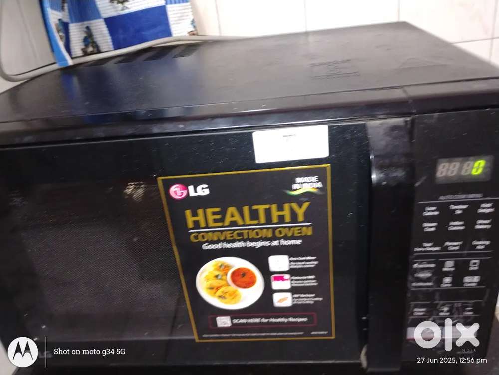 Hardly used , brand new microwave oven conventional