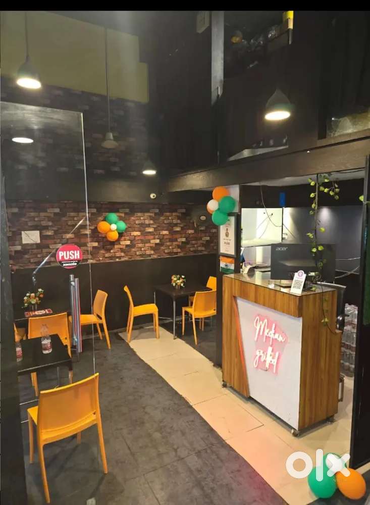 Running restaurant for rent - prime location (Manish Nagar)