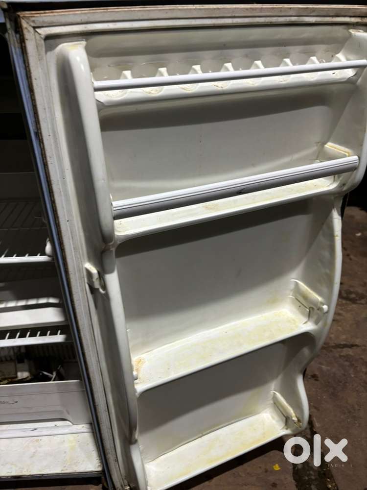 Fridge best cooling and small and gaaod