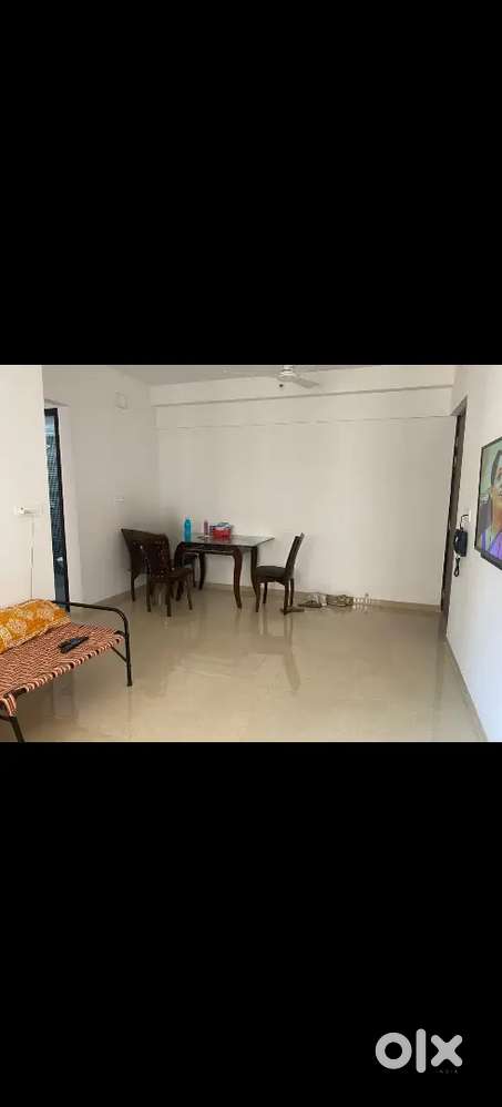 2.5 BHK Semi Furnished Flat For Rent 17 K In Lodha Downtown