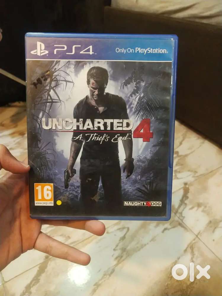 PS4 2 CDS IN MINT CONDITION