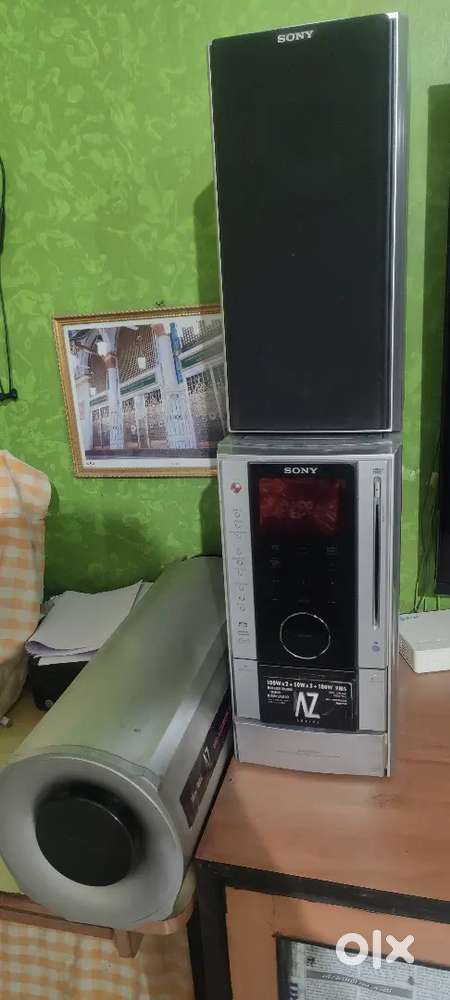 Sony home theatre hcd az5d