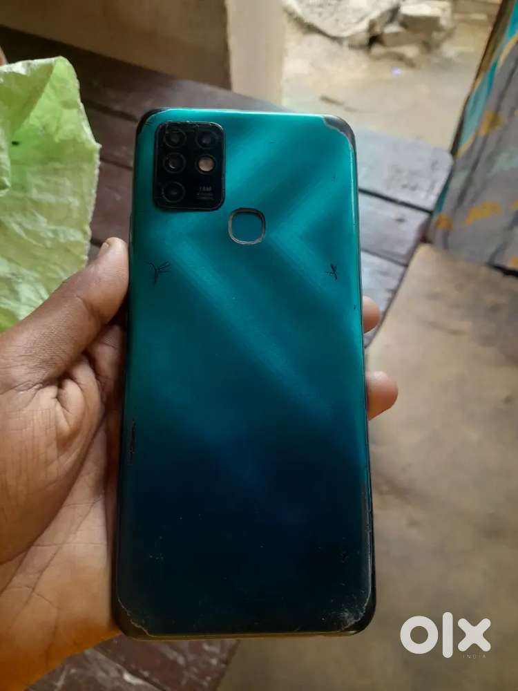 Infinix hot 10(4GB+64gb)very good condition