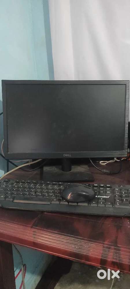 Lenovo Intel I5 4th generation CPU with Dell Monitor