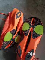 RUNNING SHOES FOR LONG RUNNERS & MARATHON RUNNERS