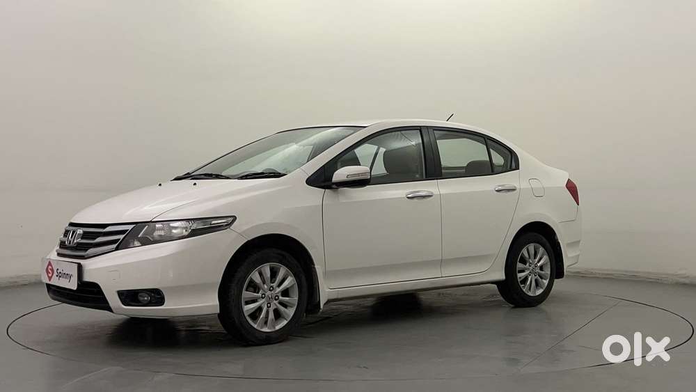 Honda City V AT, 2013, Petrol