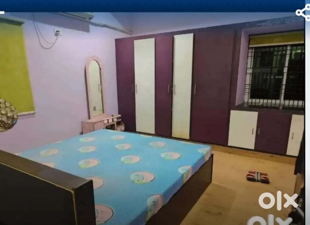 Single bed room house for rent close to mustafa junction bus stop